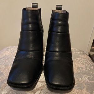 Intentionally Blank Chelsea Boots